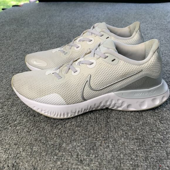 Nike Womens Renew Run CK6360-003 White Running Shoes Sneakers Size 10 US - Picture 2 of 13